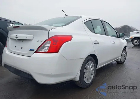 2015 Nissan Versa 1.6 Sv z USA, uszkodzony, nr VIN 3N1CN7AP0FL807443